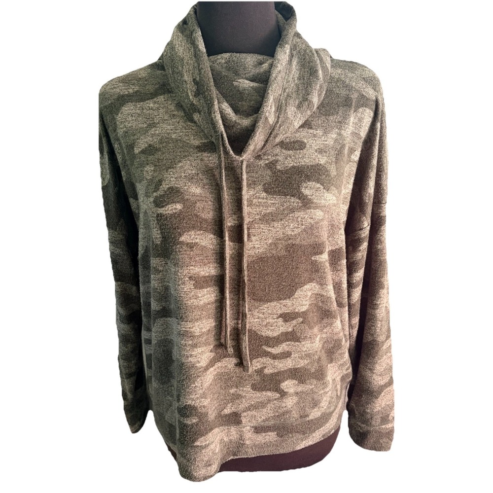Maurices Sweater Womens Sz L Green Camo Super Soft Cowl Neck